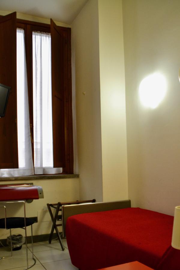 Hotel Italia Foligno Exterior photo
